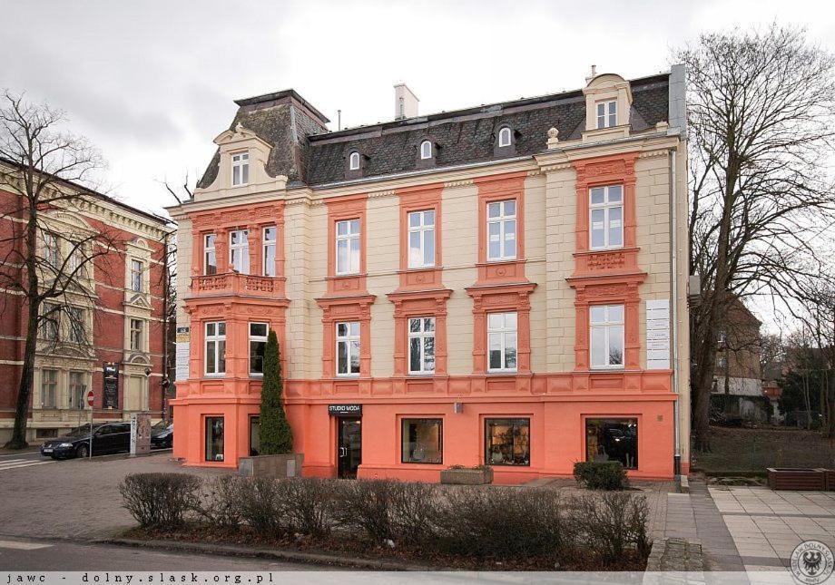 Apartamenty Przy Fontannie Жельона Гора Екстериор снимка